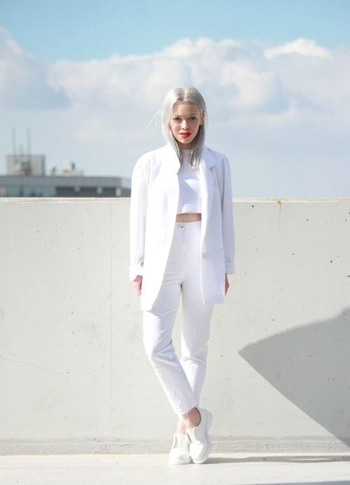 25 Head-to-Toe White Outfits to Try Now | All white outfit, White .
