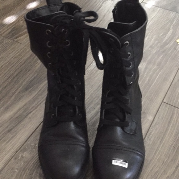 Universal Thread Shoes | Womens Black Combat Boots 75 | Poshma