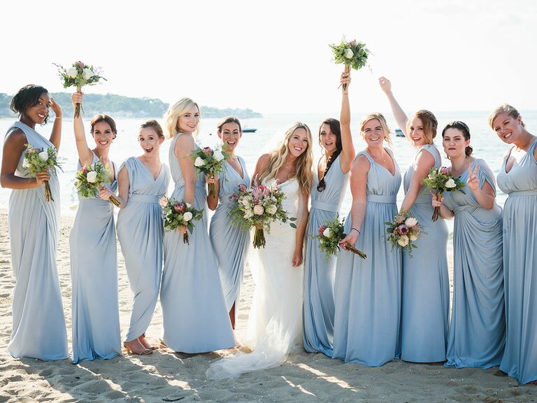 How to Choose Mismatched Bridesmaids Dresses the Right W