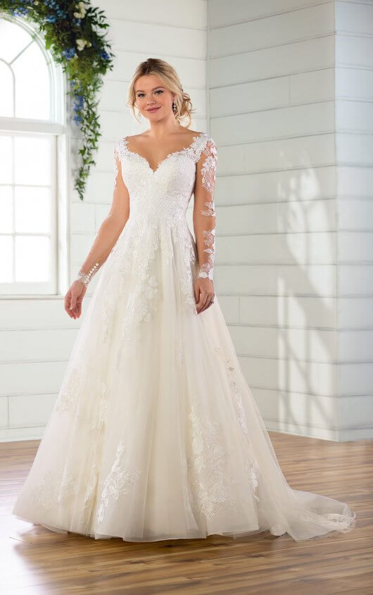 Long Sleeved Ballgown with Floral Lace | Essense of Austral