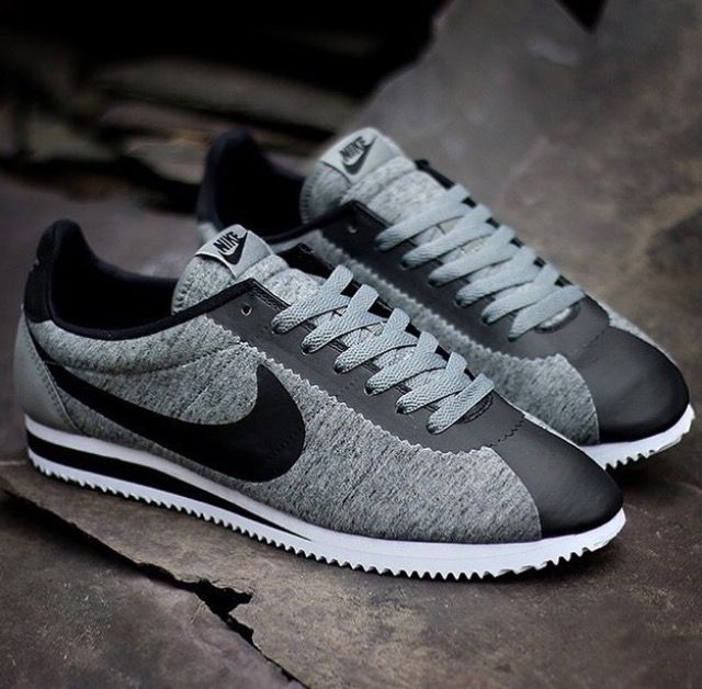 Black and gray Nike Fleece | Nike free shoes, Shoes mens, Nike sho