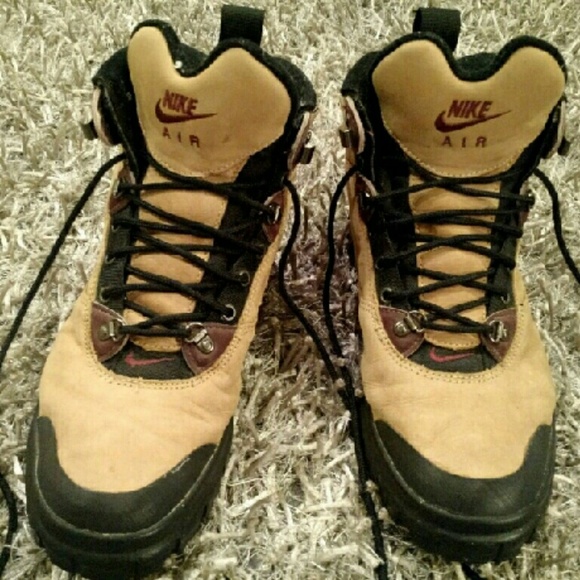 Nike Shoes | Air Tumalo Hiking Boots Womens Size 105 | Poshma