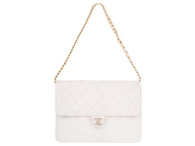 Chanel Vintage Timeless Chanel Clutch bag in white quilted leather .