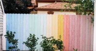 garden fence art