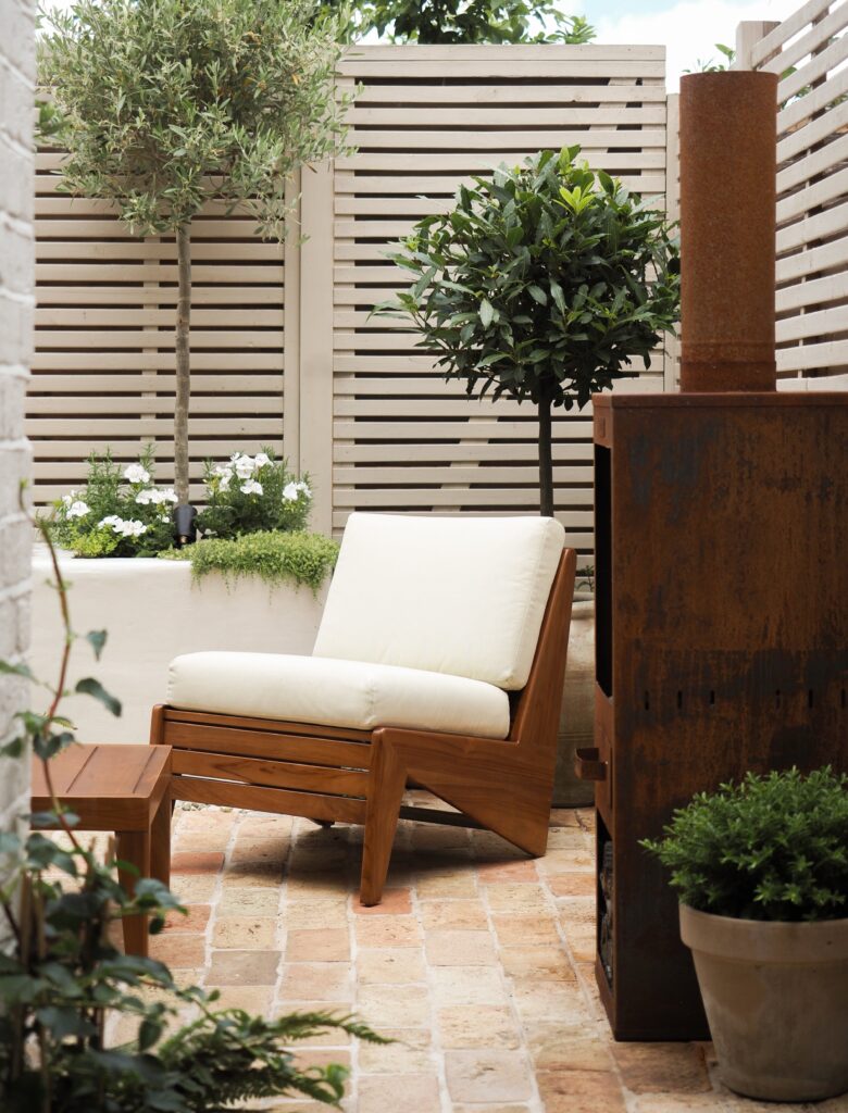 teak garden furniture