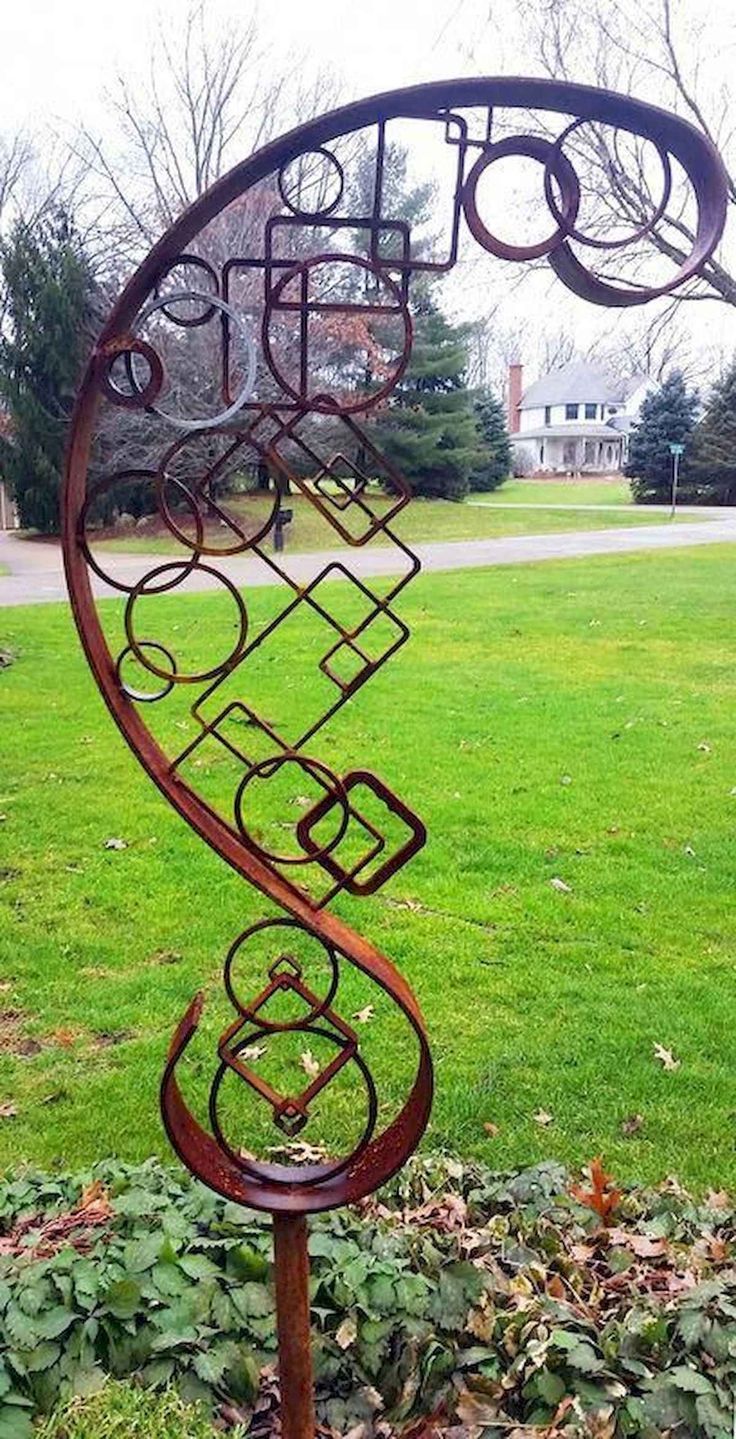 The Beauty of Metal Garden Art