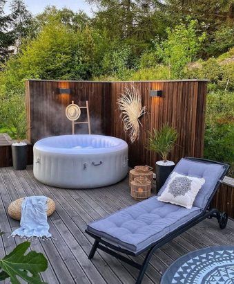 Creative Ideas for Compact Garden Hot Tubs