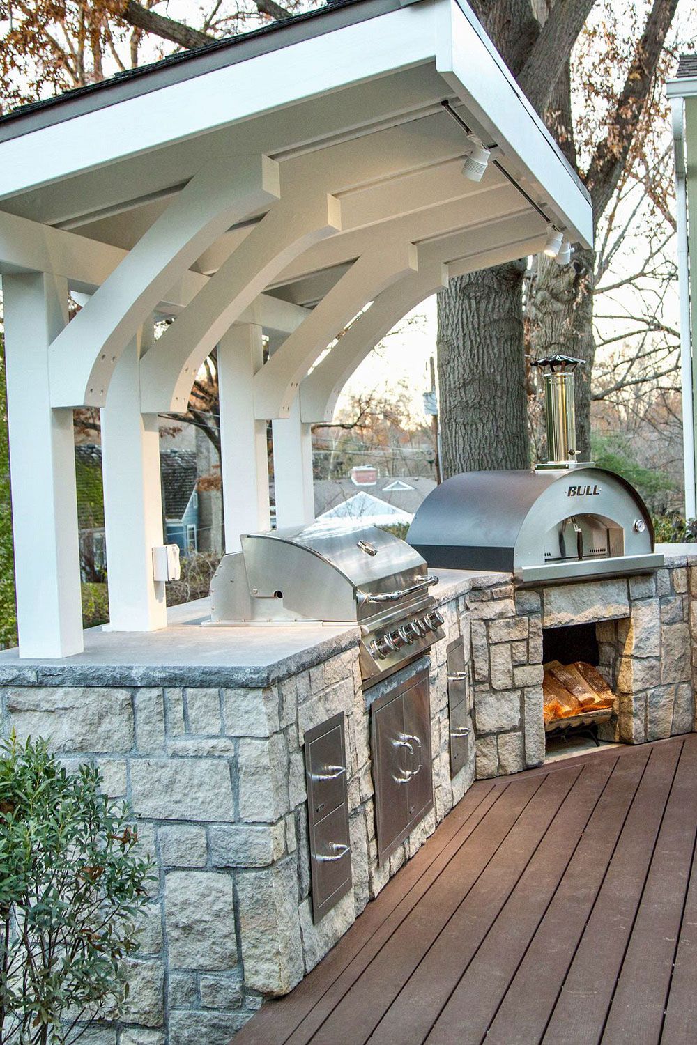 Creating the Perfect Outdoor Kitchen: A Guide to Designing Your Al Fresco Culinary Space