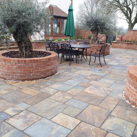 The Beauty of Garden Paving Slabs: Enhancing Your Outdoor Space