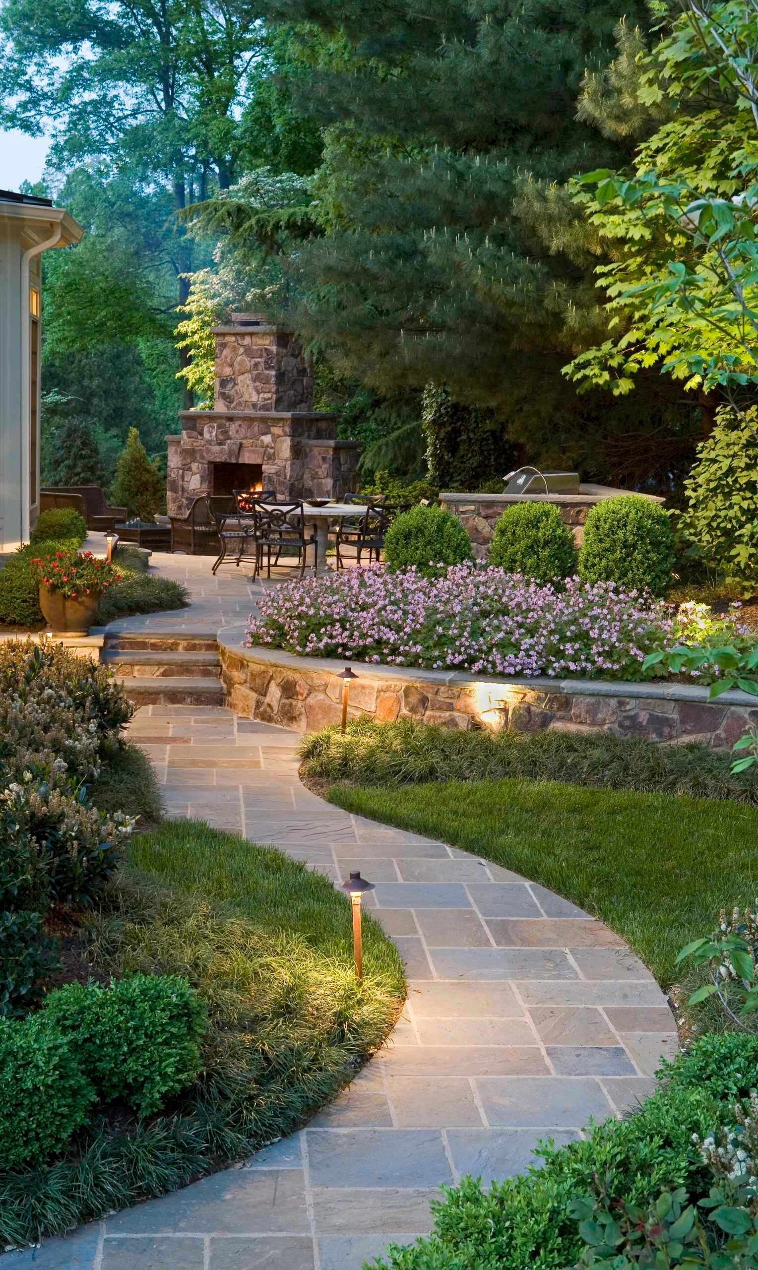 Creative Retaining Wall Designs for Your Outdoor Space