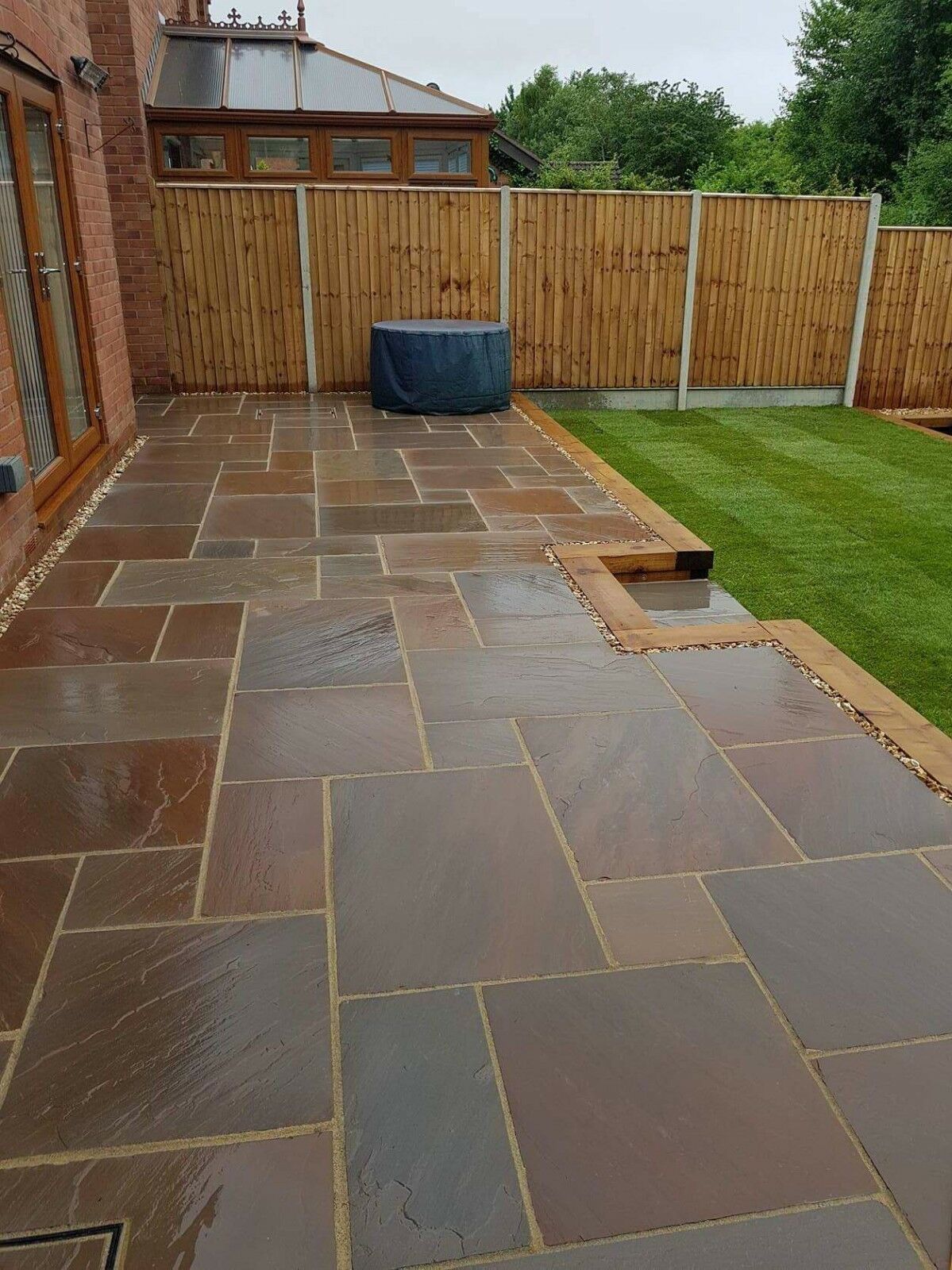 The Ultimate Guide to Choosing and Installing Garden Paving Slabs