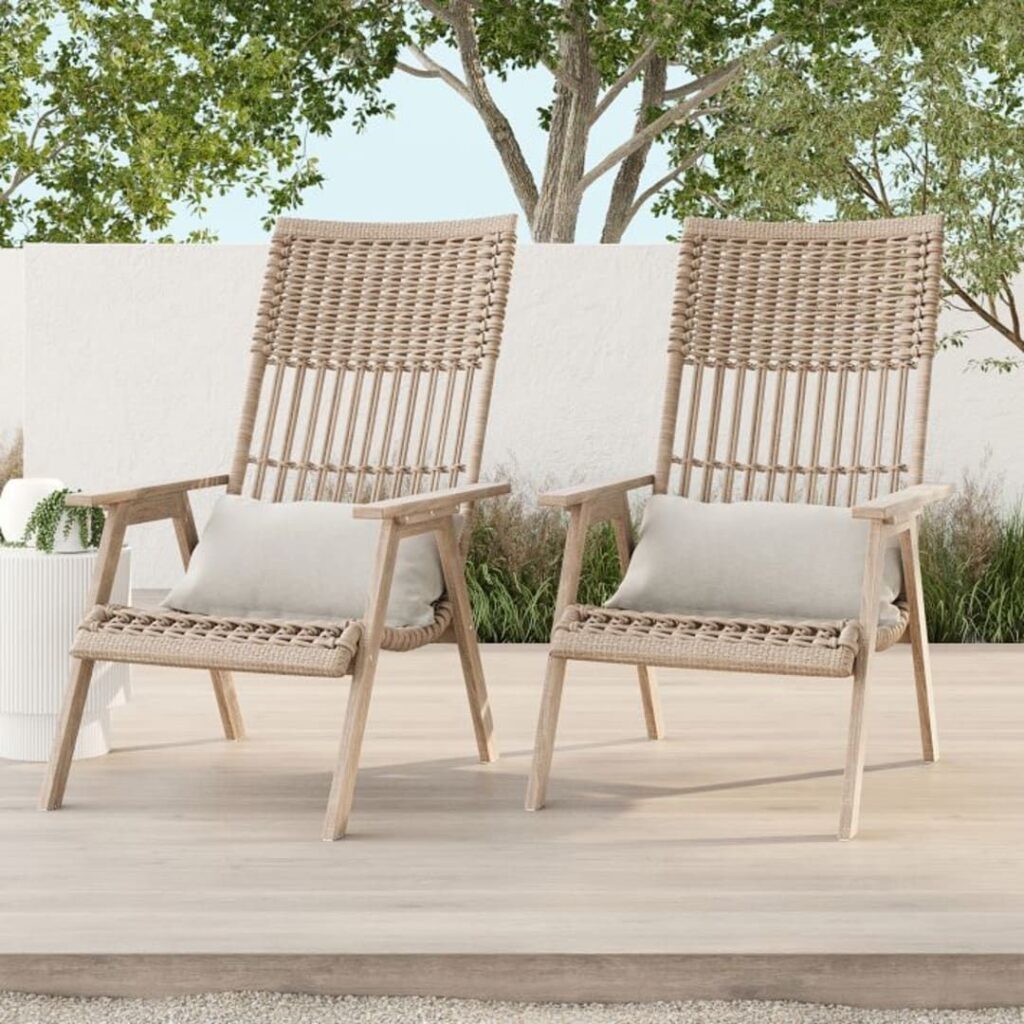 outdoor lounge chairs