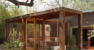 deck with screened in porch