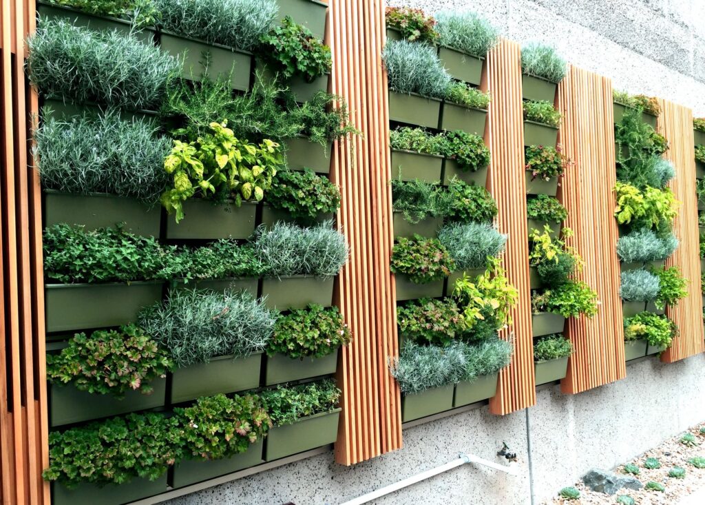 garden planter wall