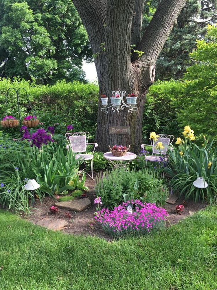 A Collection of Memorial Garden Ideas to Honor Loved Ones