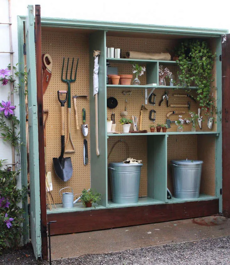 A Compact Garden Tool Shed: A Space-Saving Solution for Your Outdoor Storage Needs