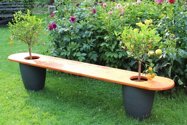 A Guide to Choosing the Perfect Garden Bench