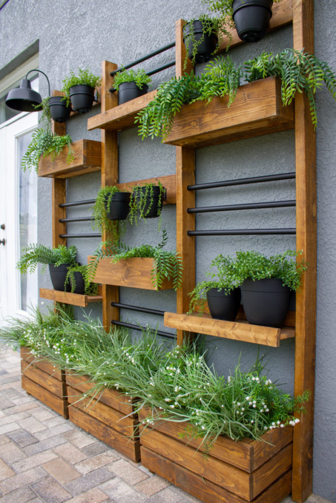 A Guide to Choosing the Perfect Garden Planter