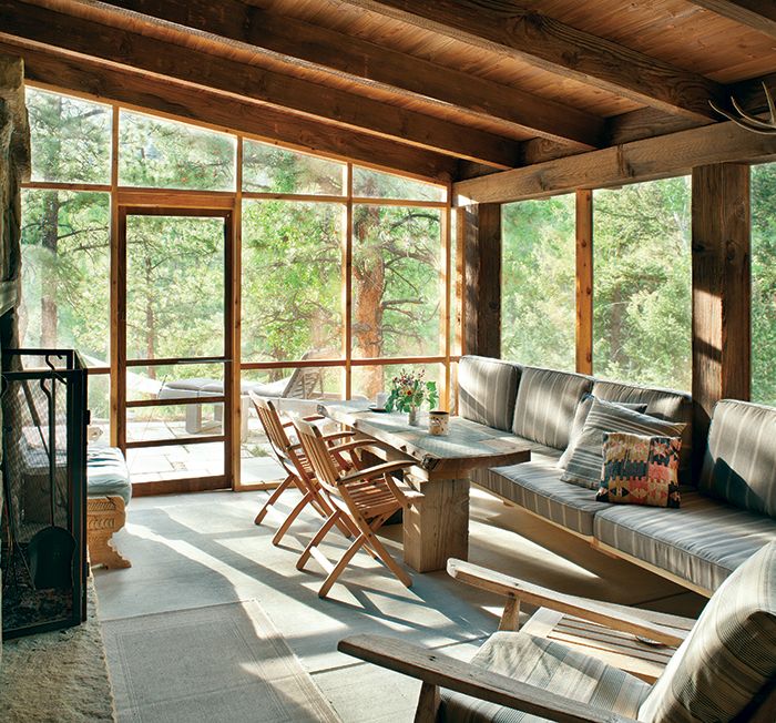 A Guide to Creating a Comfortable Screened-In Porch