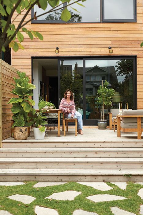 A Guide to Selecting the Perfect Decking Wood for Your Outdoor Space