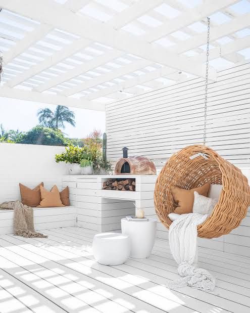 A Guide to Timber Outdoor Furniture for Your Backyard Oasis