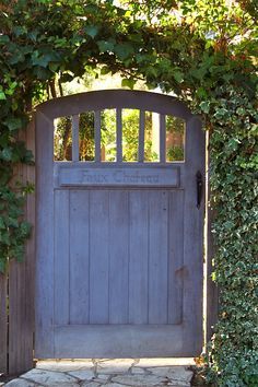 A Guide to Wooden Garden Gates: A Classic Accent for Any Outdoor Space