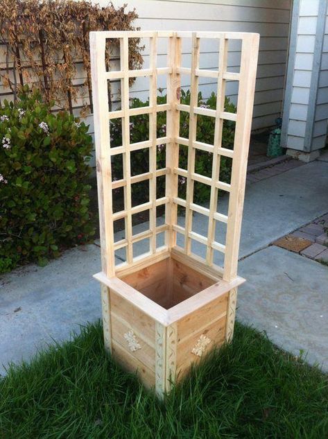 A Guide to Wooden Garden Planters: Beautiful and Functional Containers for Your Plants