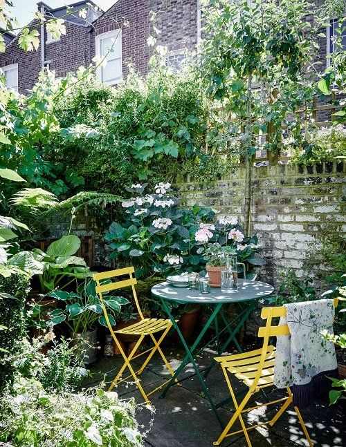 small patio garden