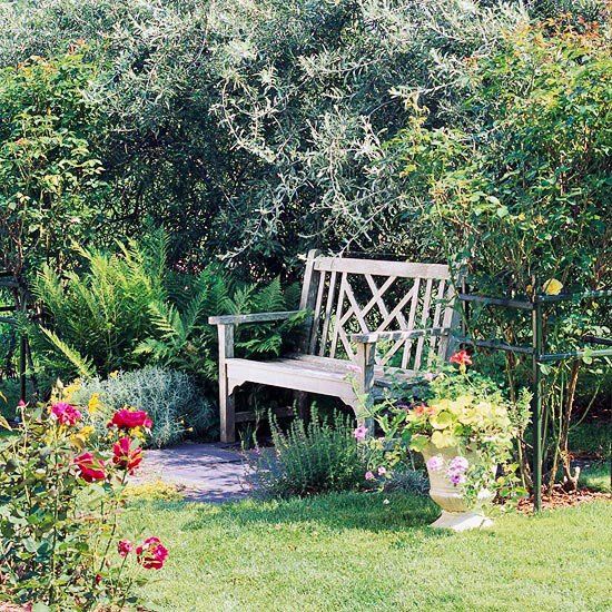 Adding a Touch of Comfort to Your Outdoor Oasis: The Beauty of Garden Benches