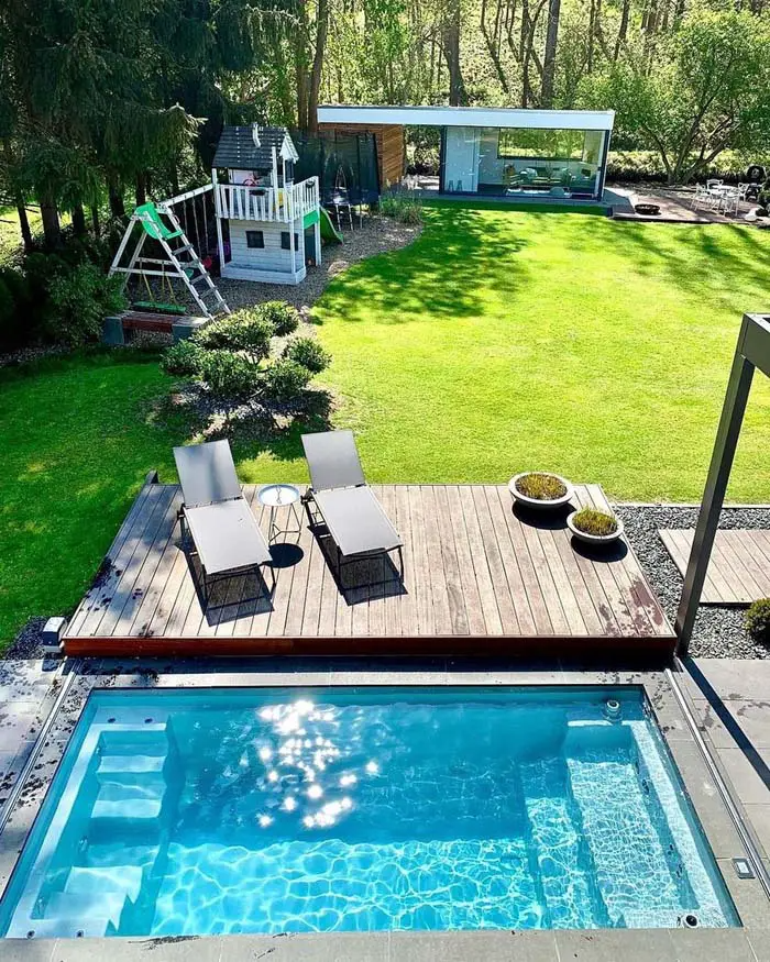 Affordable and Creative Pool Deck Ideas for Any Budget