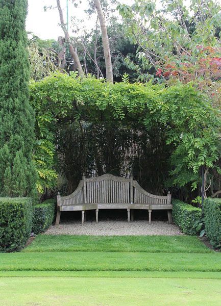 Beautiful Seating Options for Your Garden