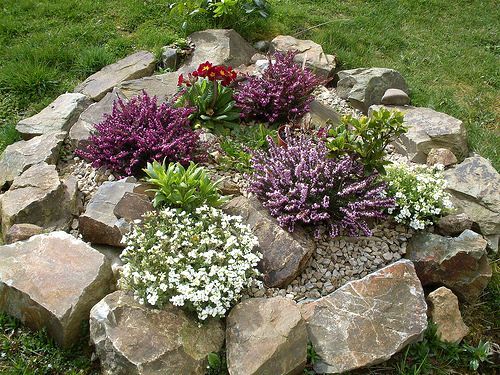 Beautiful and Creative Small Garden Rockery Designs