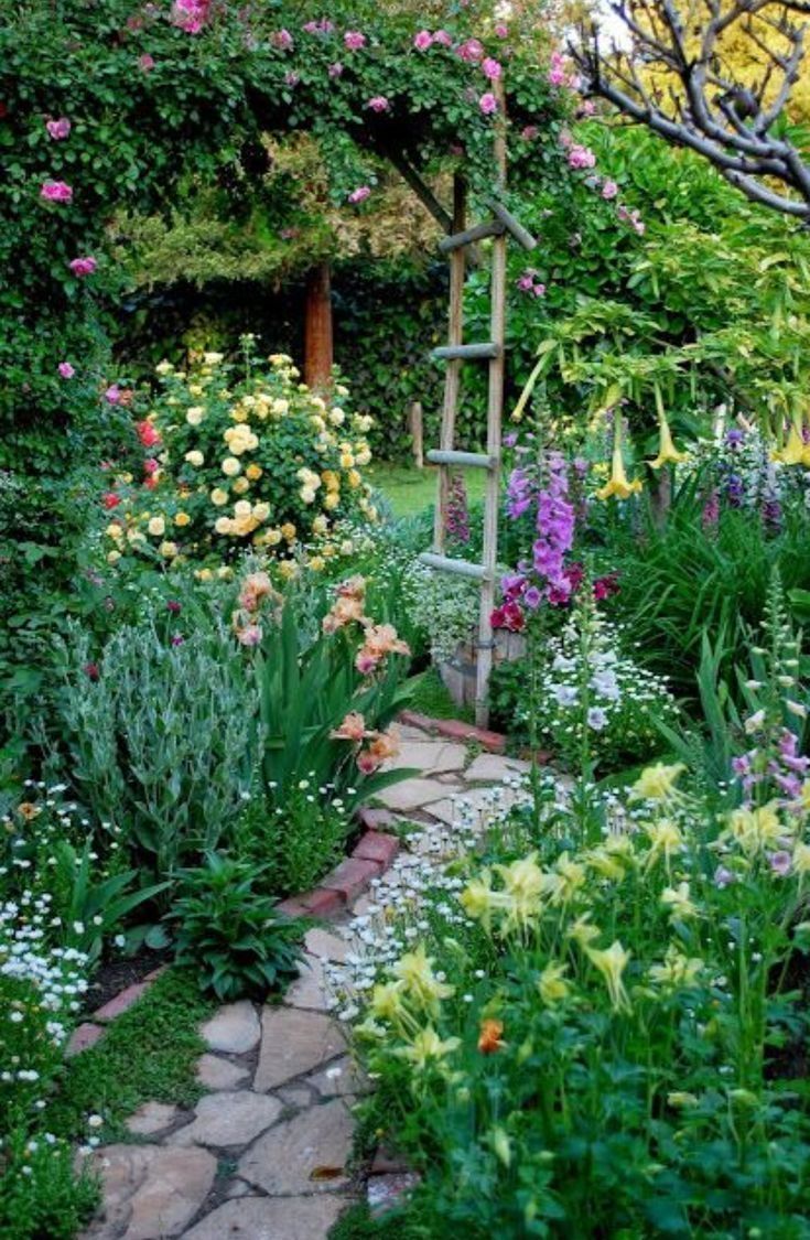 Blooming Beauties: A Guide to Creating a Stunning Garden with Flowers