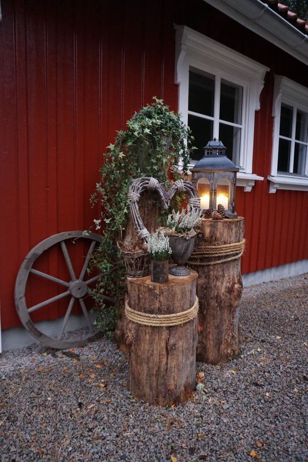 Charming Rustic Garden Decor for a Cozy Outdoor Retreat