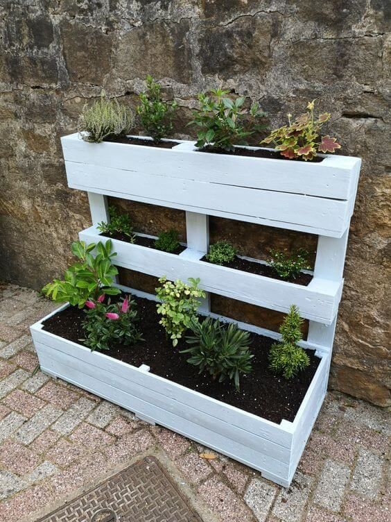 Charming Rustic Garden Planters for Your Outdoor Space