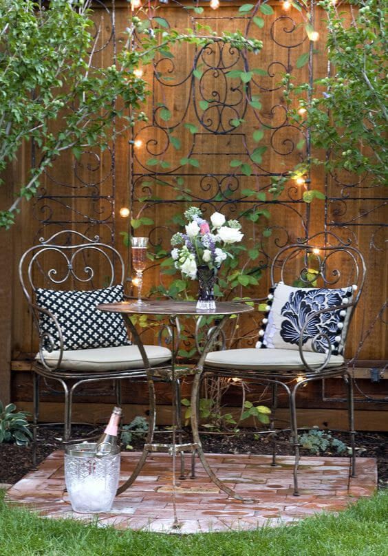 Charming and Cozy Garden Nook Ideas for Small Spaces