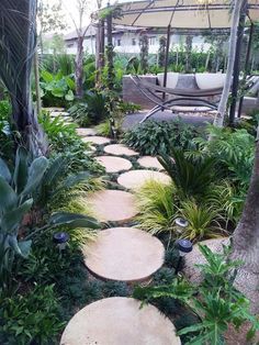 Circular Stepping Stones: A Practical and Stylish Addition to Your Garden