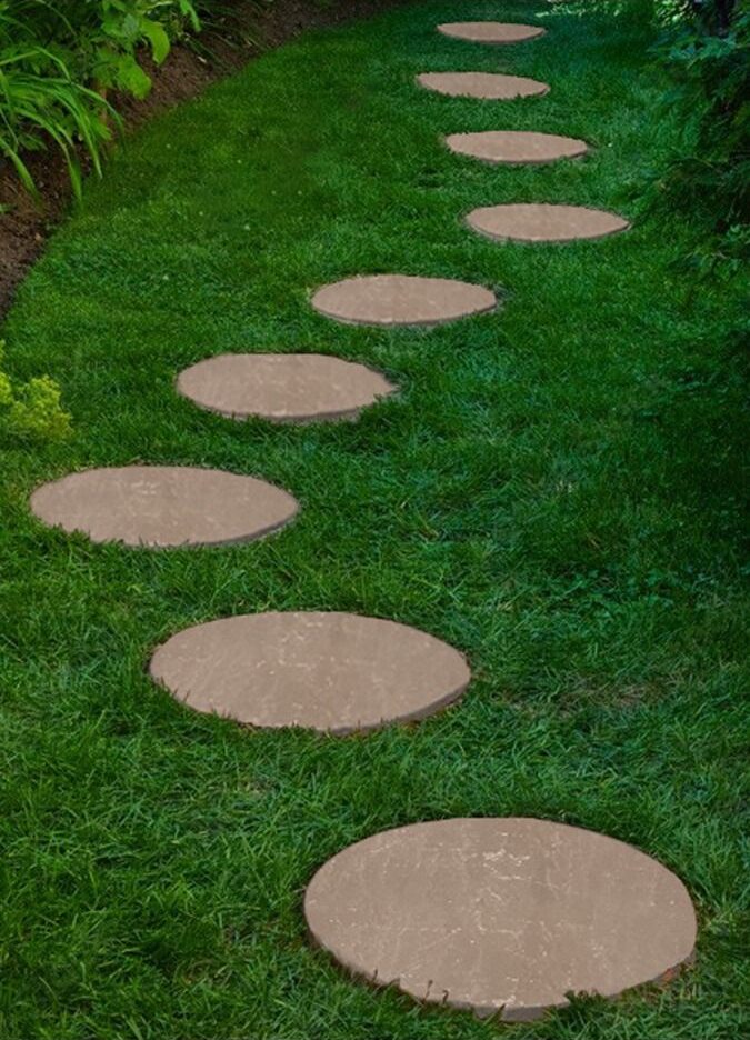 Circular Stepping Stones: A Quick and Easy Way to Elevate Your Garden