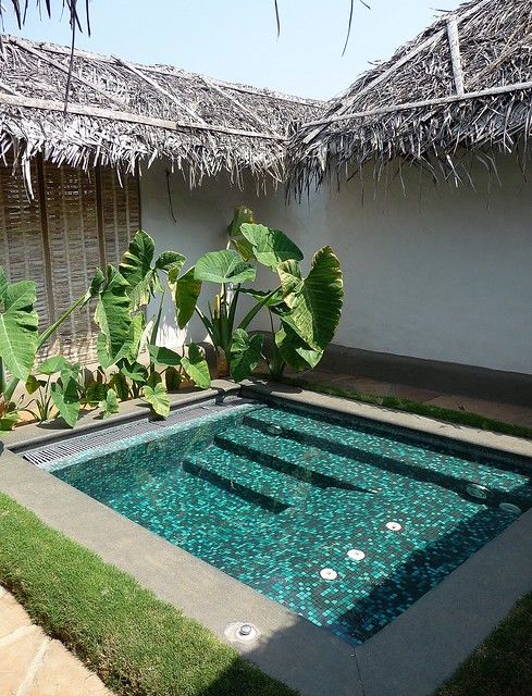 Compact Pool Solutions for Petite Backyards: Maximizing Space for Relaxation and Recreation