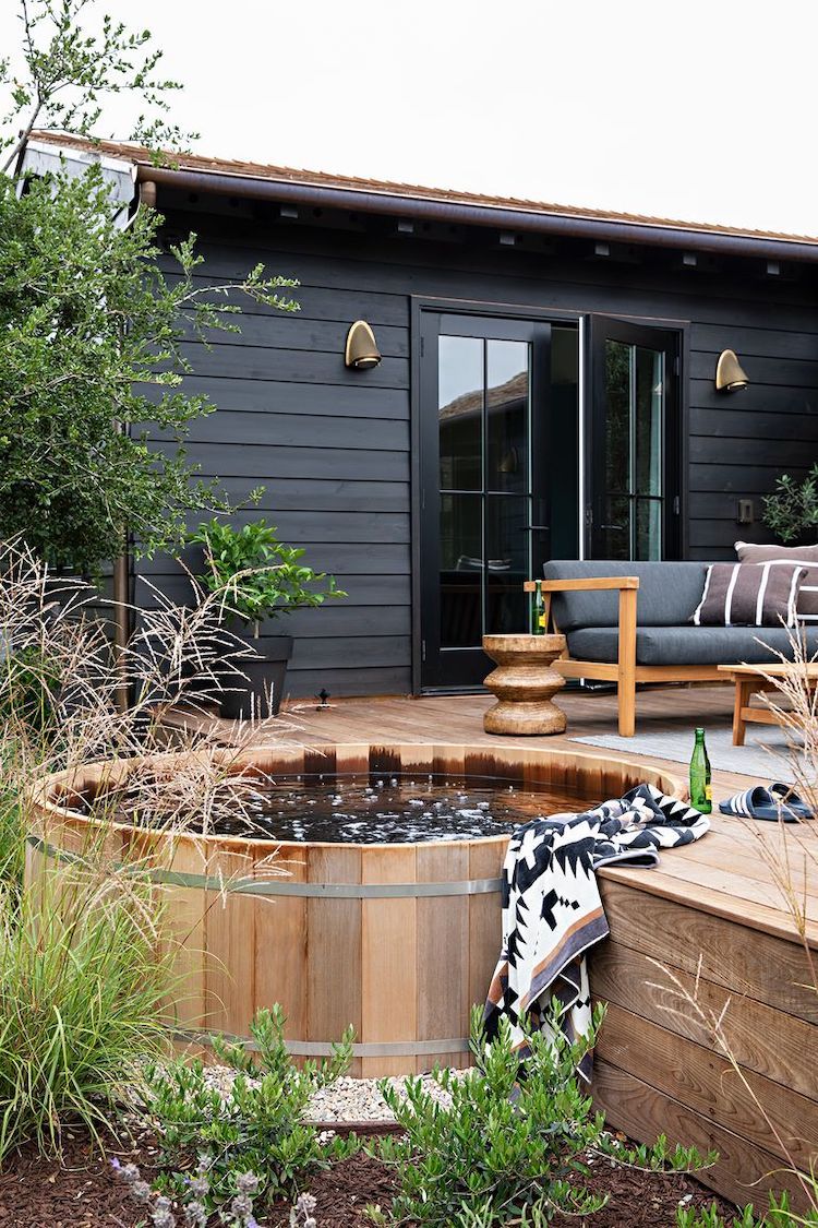Compact Swimming Pools: Perfect for Cozy Backyards