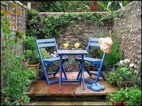 Create Cozy and Relaxing Outdoor Retreats with These Small Garden Nook Ideas