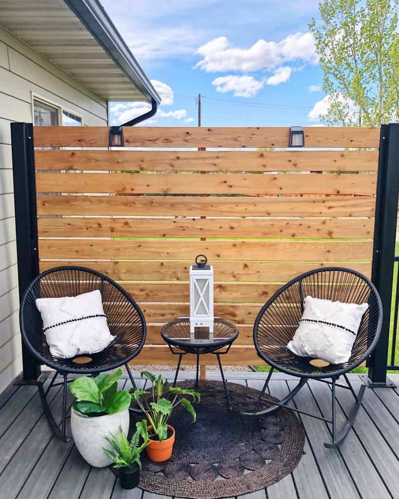Create a Cozy Oasis with a Deck Privacy Screen