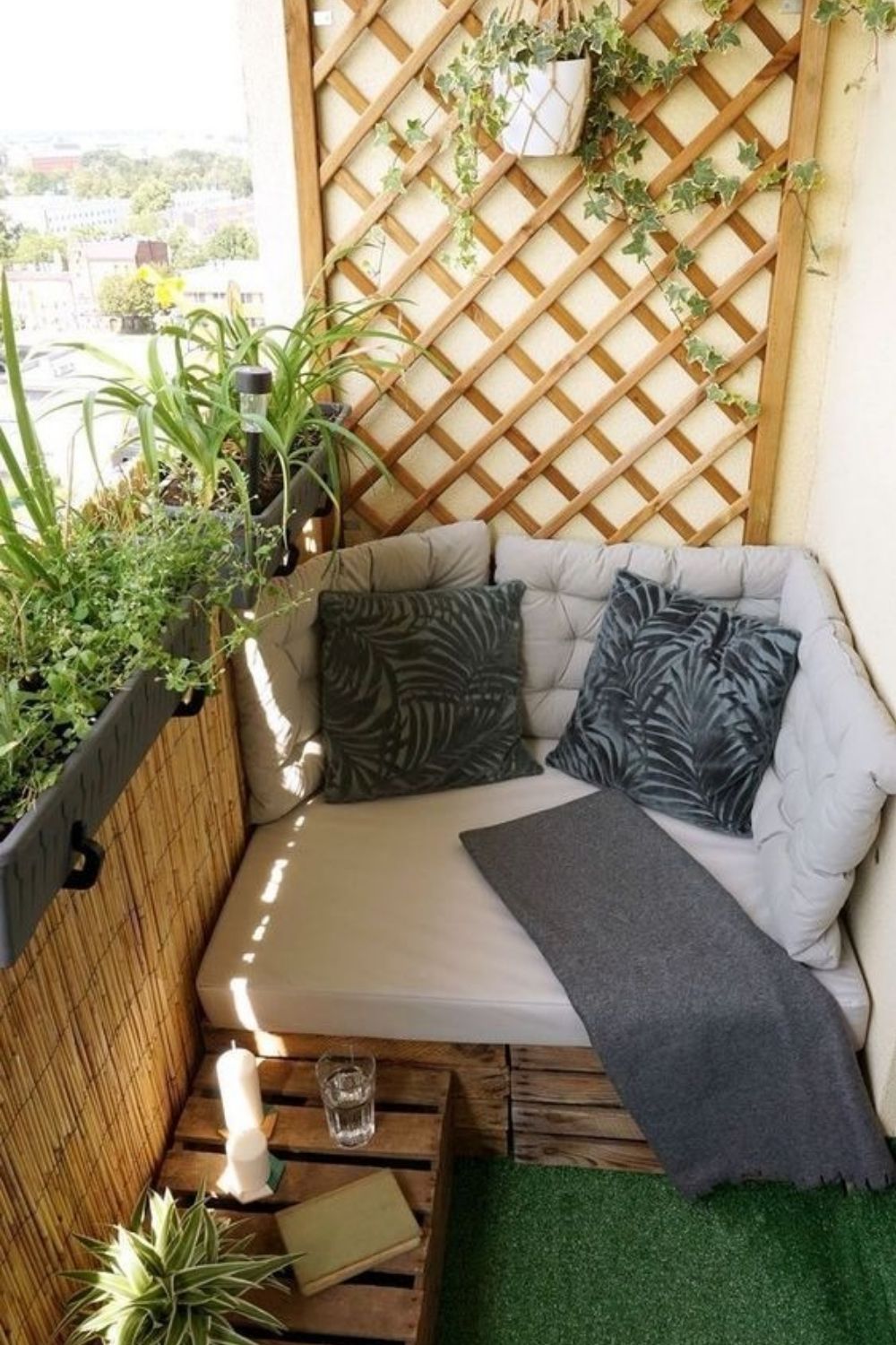 Create a Relaxing Outdoor Oasis with Stylish Balcony Furniture