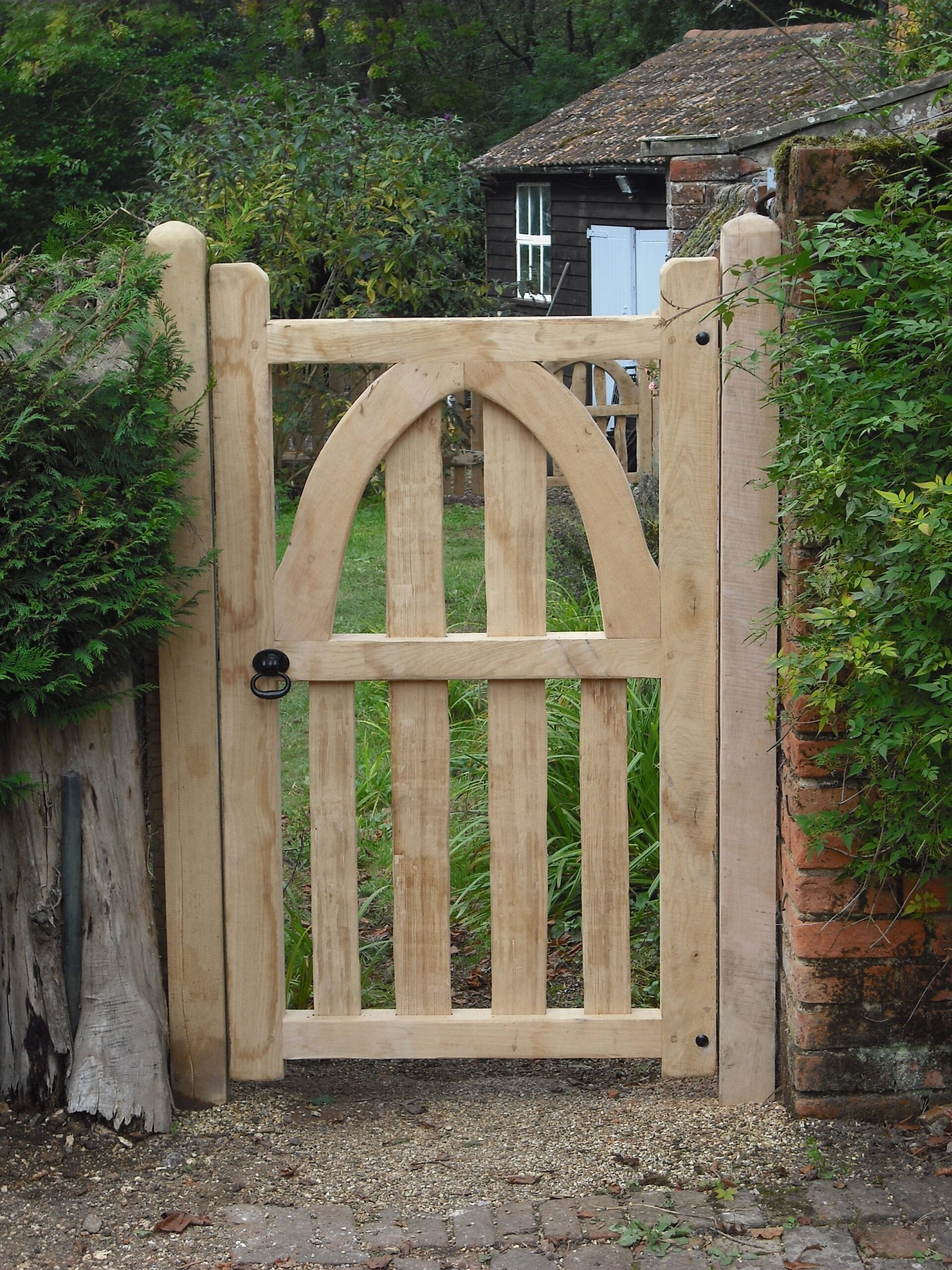 Creating Beautiful Wooden Garden Gates for Your Outdoor Spaces