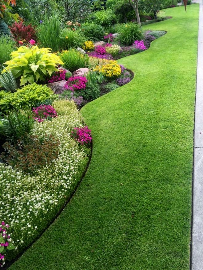 Creating Curb Appeal: Enhancing Your Front Yard with Stunning Garden Design