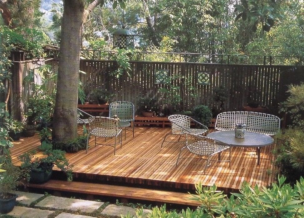 Creating a Beautiful Ground Level Deck for Your Outdoor Space