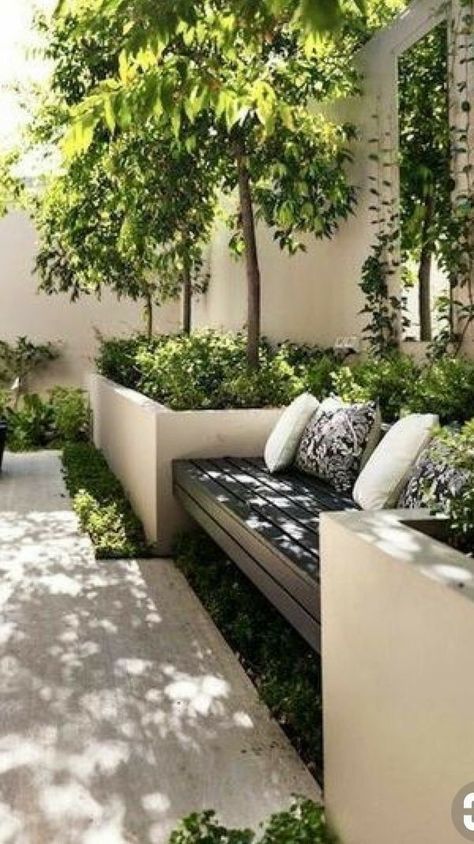 Creating a Beautiful Outdoor Oasis in a Compact Garden