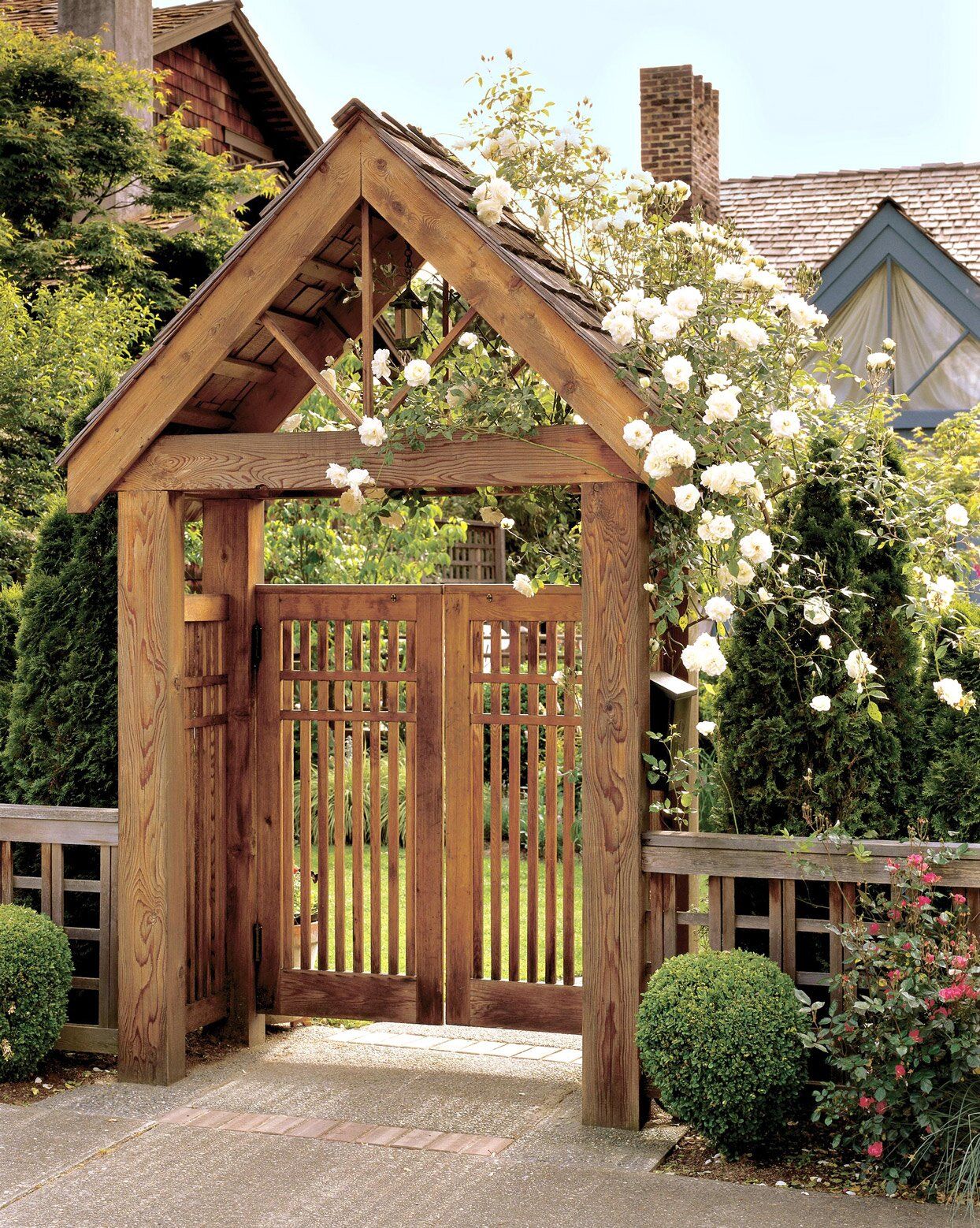 Creating a Charming Garden Arbor: A Beautiful Addition to Your Outdoor Space