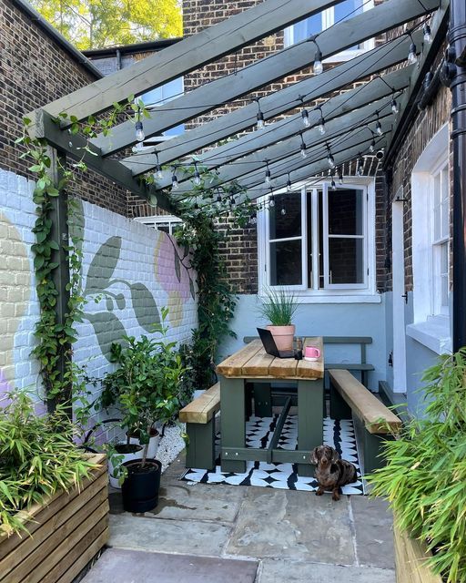Creating a Cozy Garden Retreat in a Compact Outdoor Space