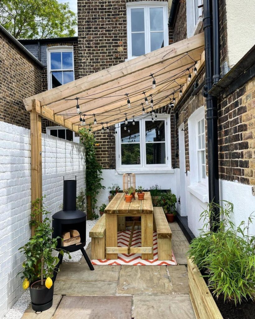 small patio garden